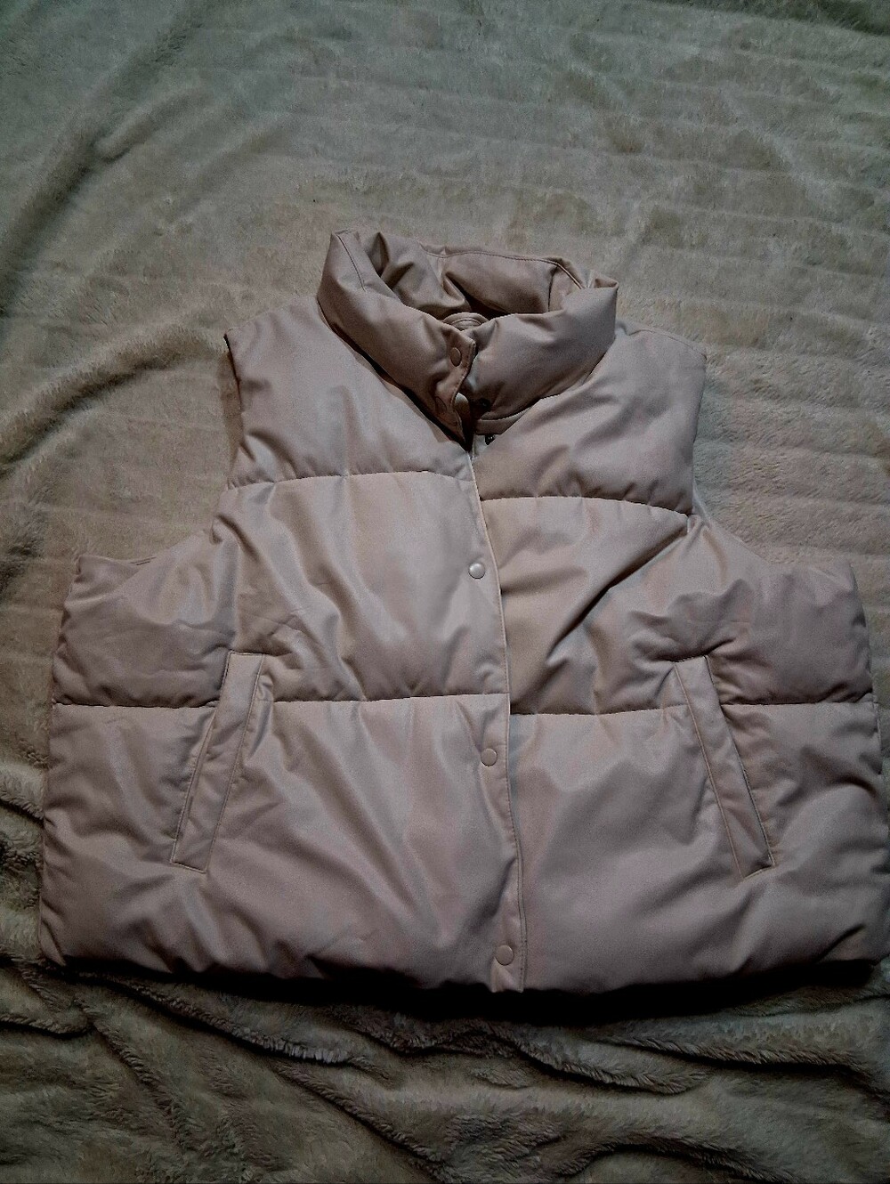 Old Navy Puffer Vest